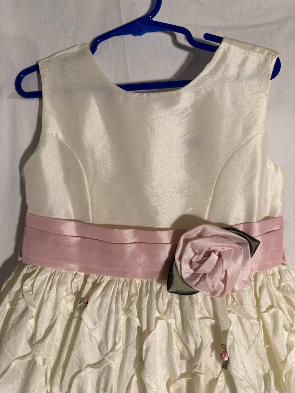 #352 Jayne Copeland Ivory Party Dress with Pink Sash and Rosette - Picture 3 of 7